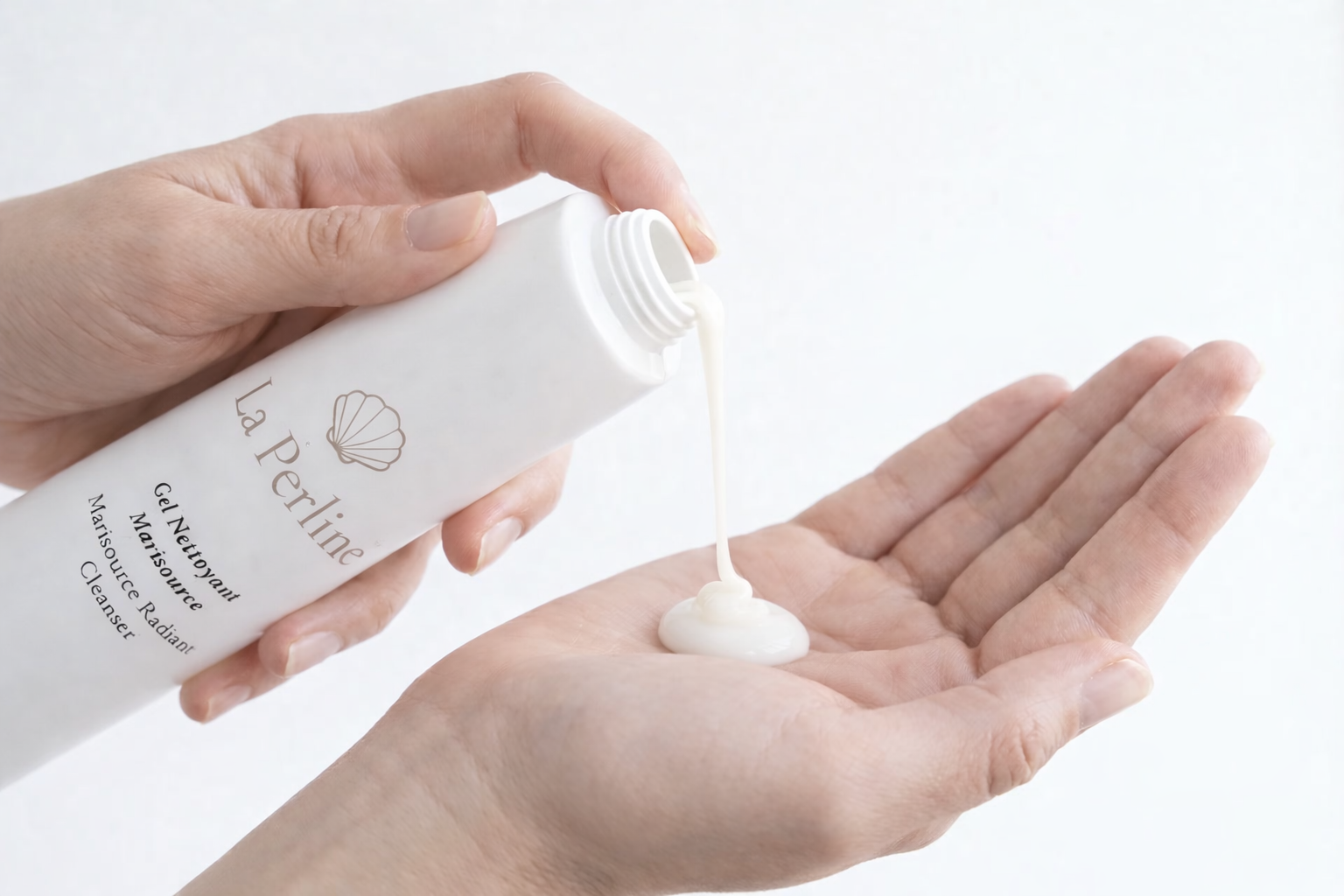 Marisource Radiant Cleanser product imagery